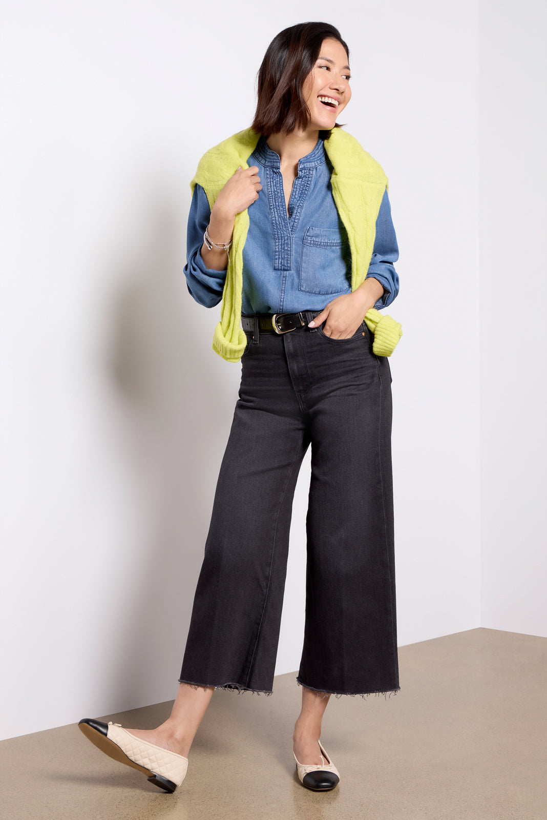 010925_PetiteDenim_8525K48-7594_0391_1_2d3c3e70-8828-445c-aed7-c7b71f233b99.jpg