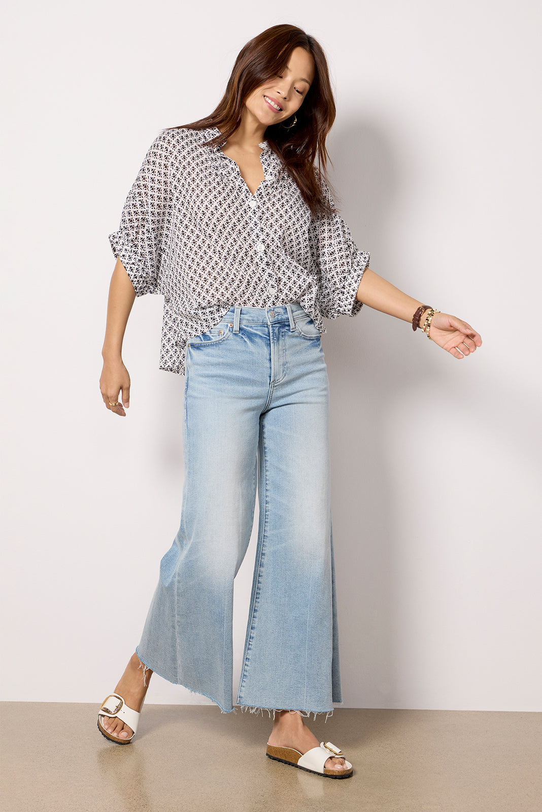 011625_AprilCatalogDenim_P00016350DN_2506_1.jpg