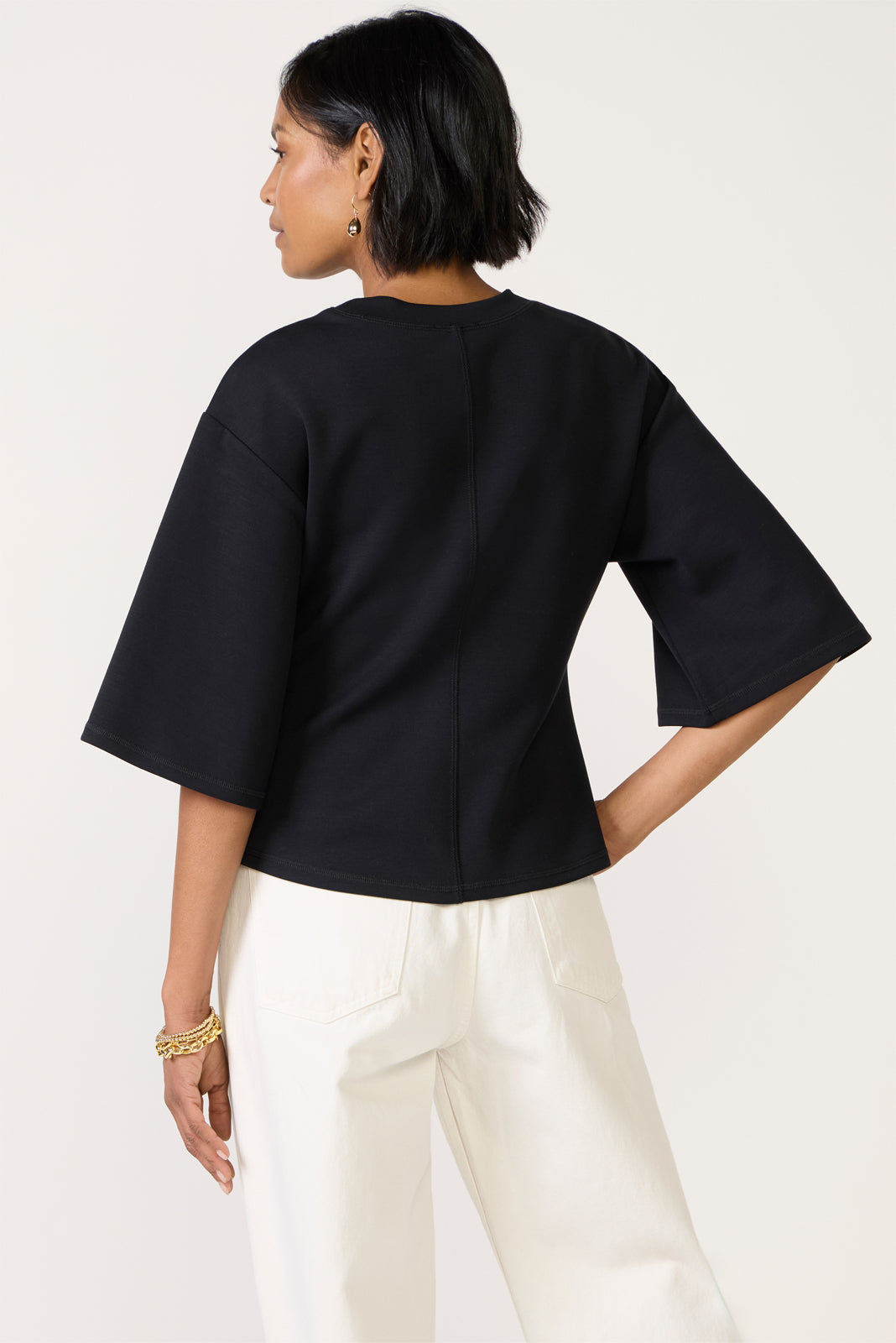 012626_Ecomm_EVSP26KT06-SU-BLACK_1487_4-1.jpg