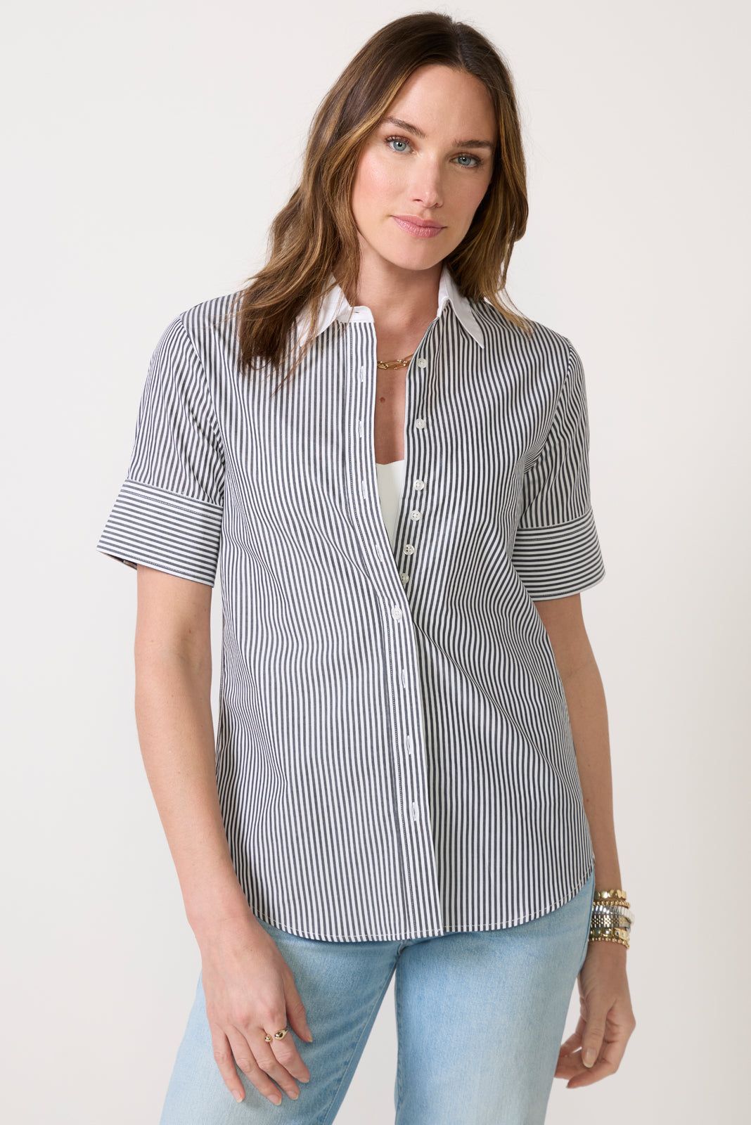 031326_Ecomm_SHORTSLEEVESHIRT_1315_3-1.jpg