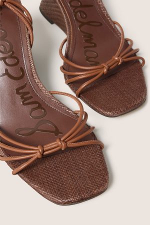 Daxton Wedge
