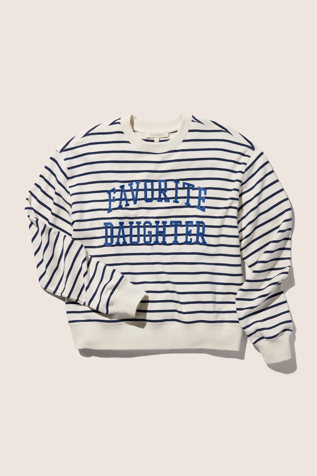 040726_FavoriteDaughterLaydowns_45FHT6CE6888-NSM_CollegiateClassicSweatshirt_0163_Main-1.jpg