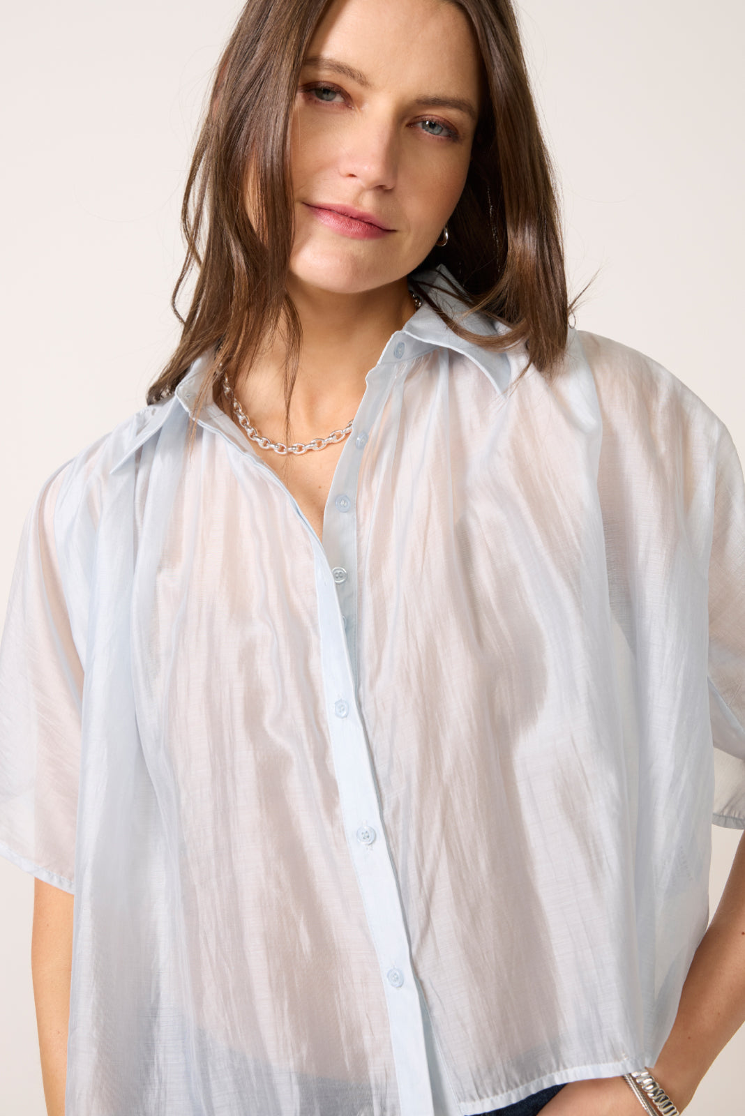 042726_AprilEcomm_HAYDENSHIRT_10893_3-1.jpg