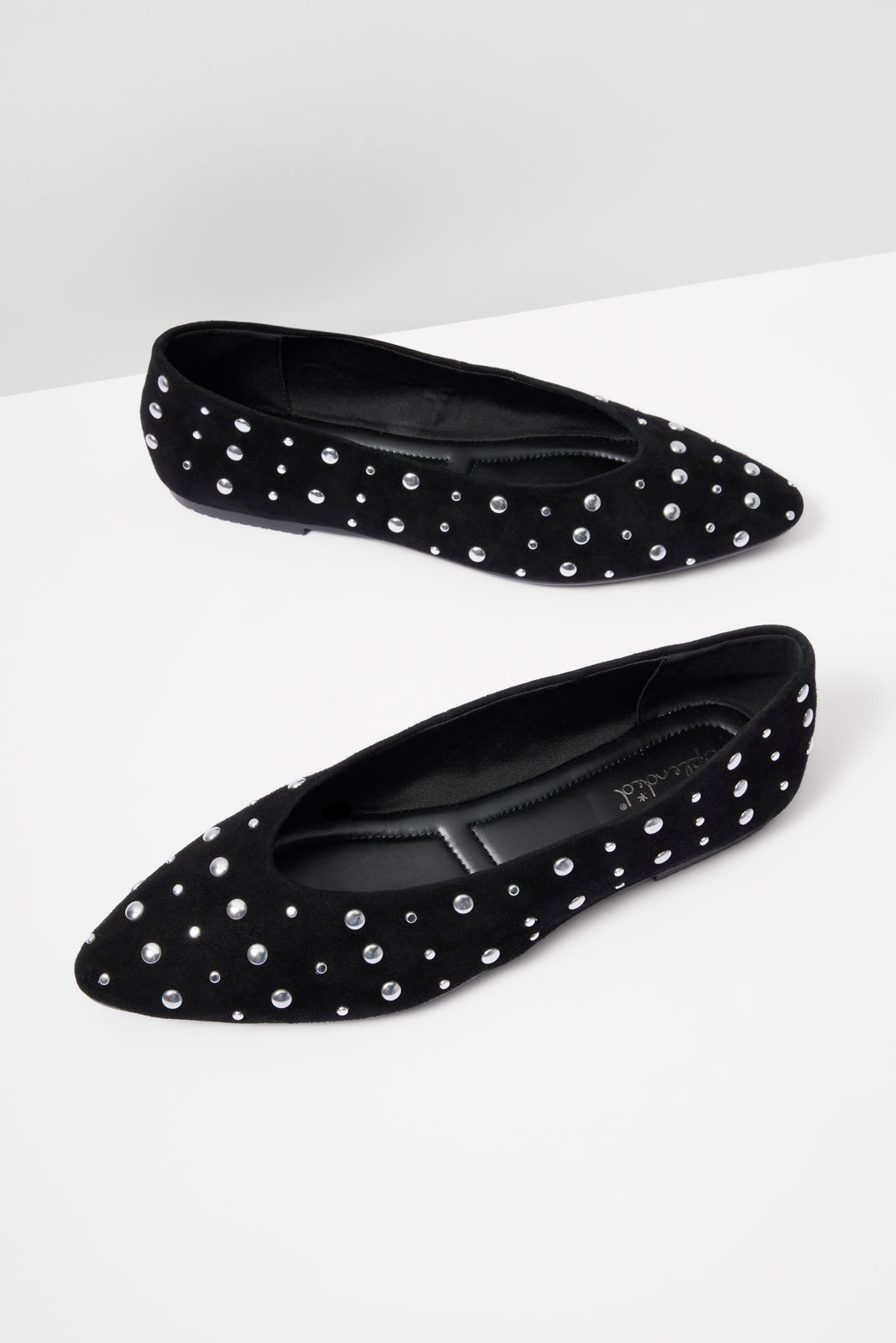 051225_AUGUSTJASI_LATOUCHE-STUDS_0059_1.jpg