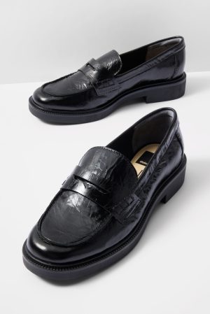 Tiggy Loafer
