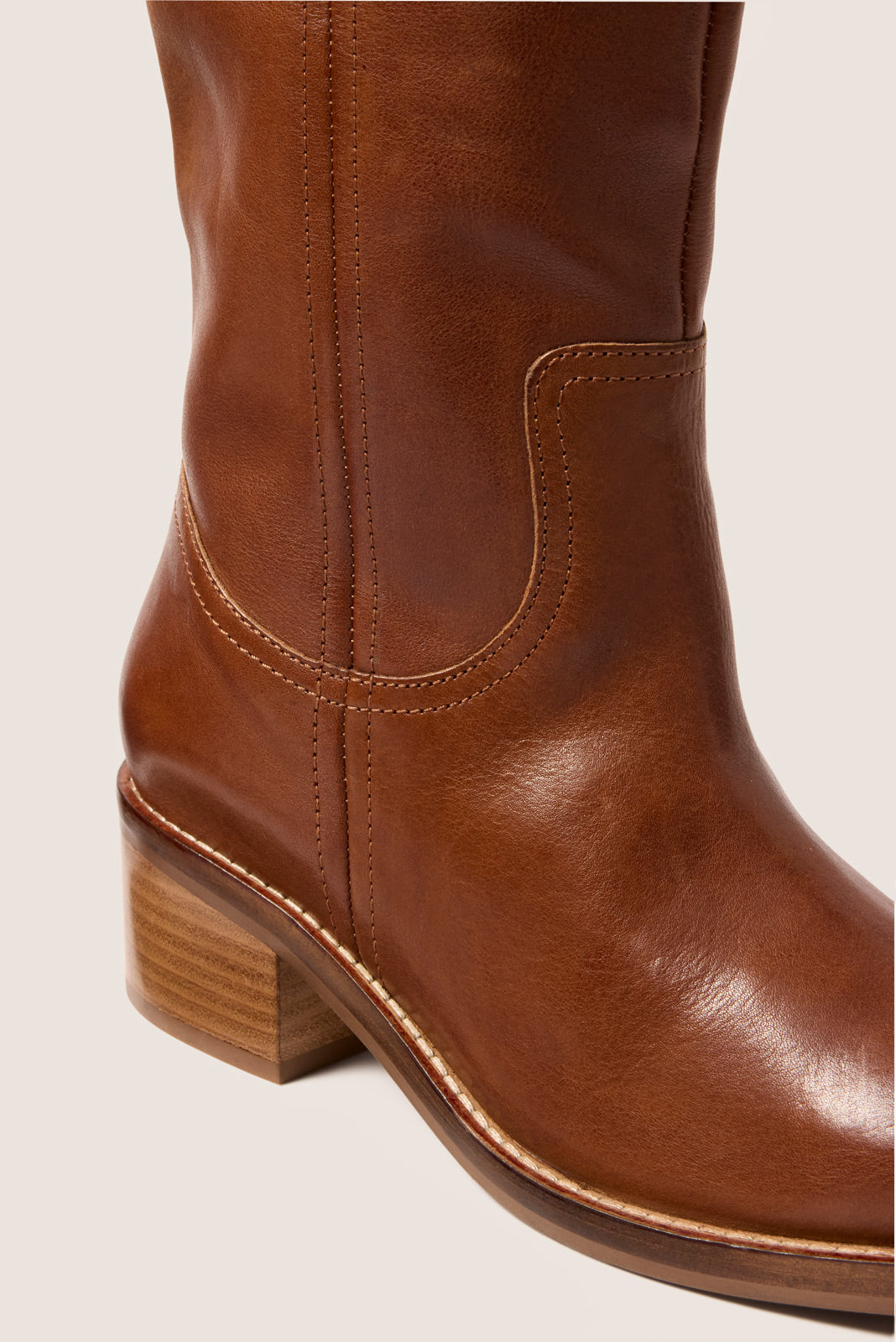 090925_SEPJASI_SANDINMYBOOTS_0028_2-1.jpg