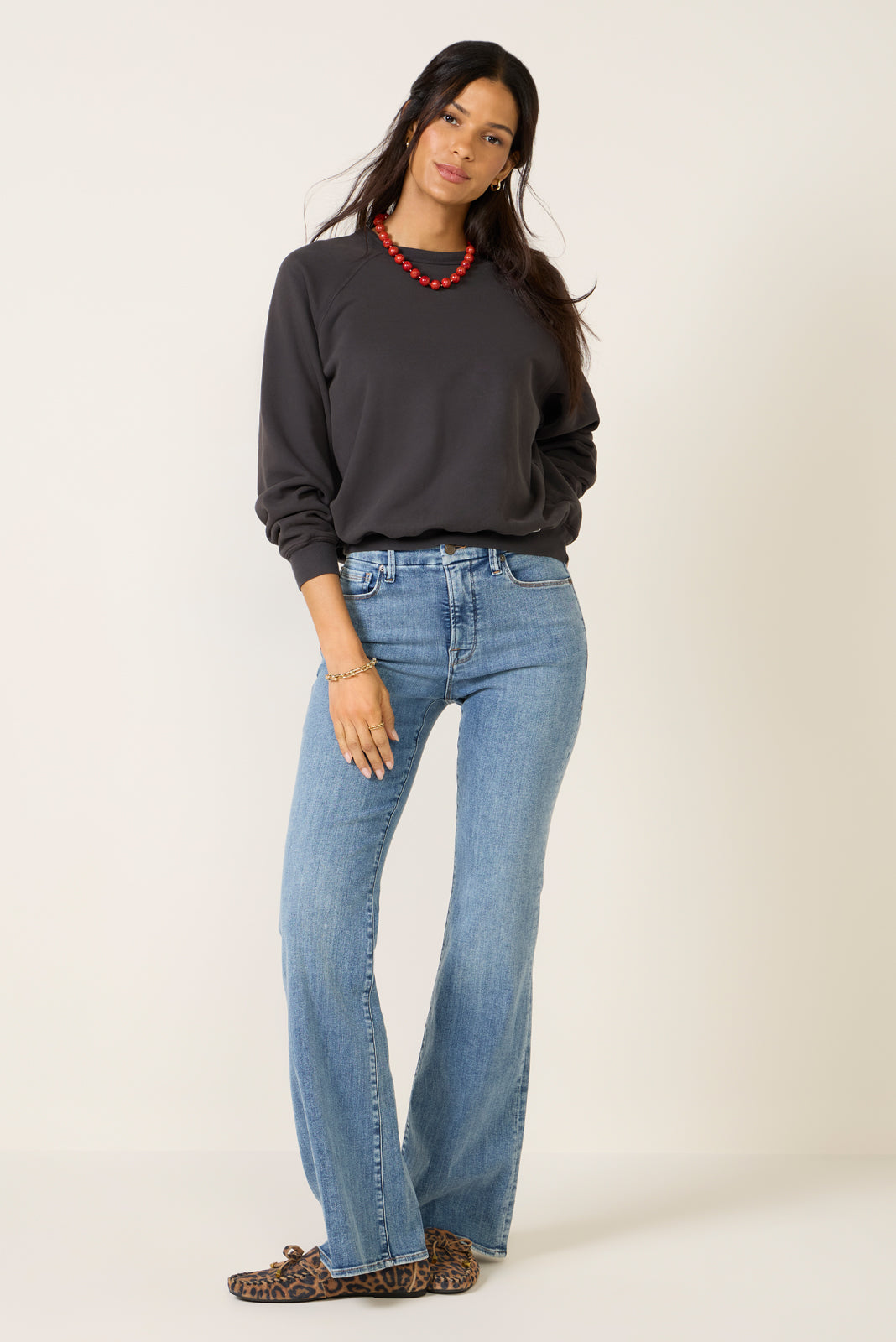 102425_JanEcomm_8567-760_black_1692_2-1.jpg