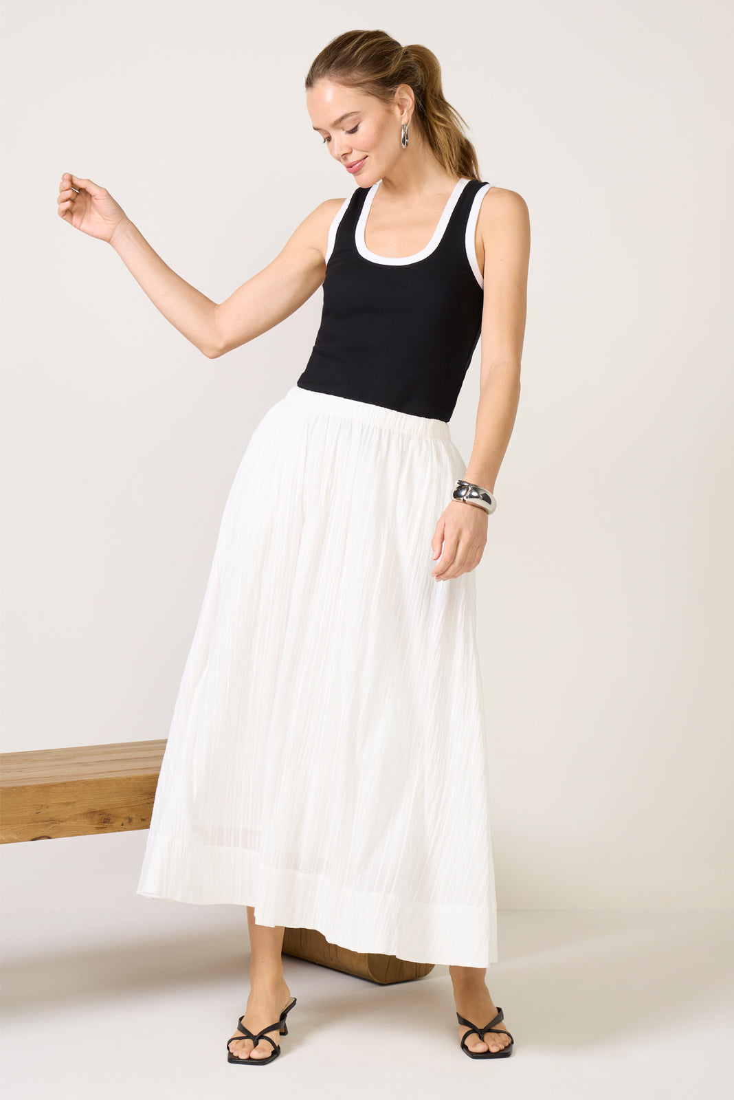 121625_MarchEcomm_ZT261476E_Black_1188_2-1.jpg
