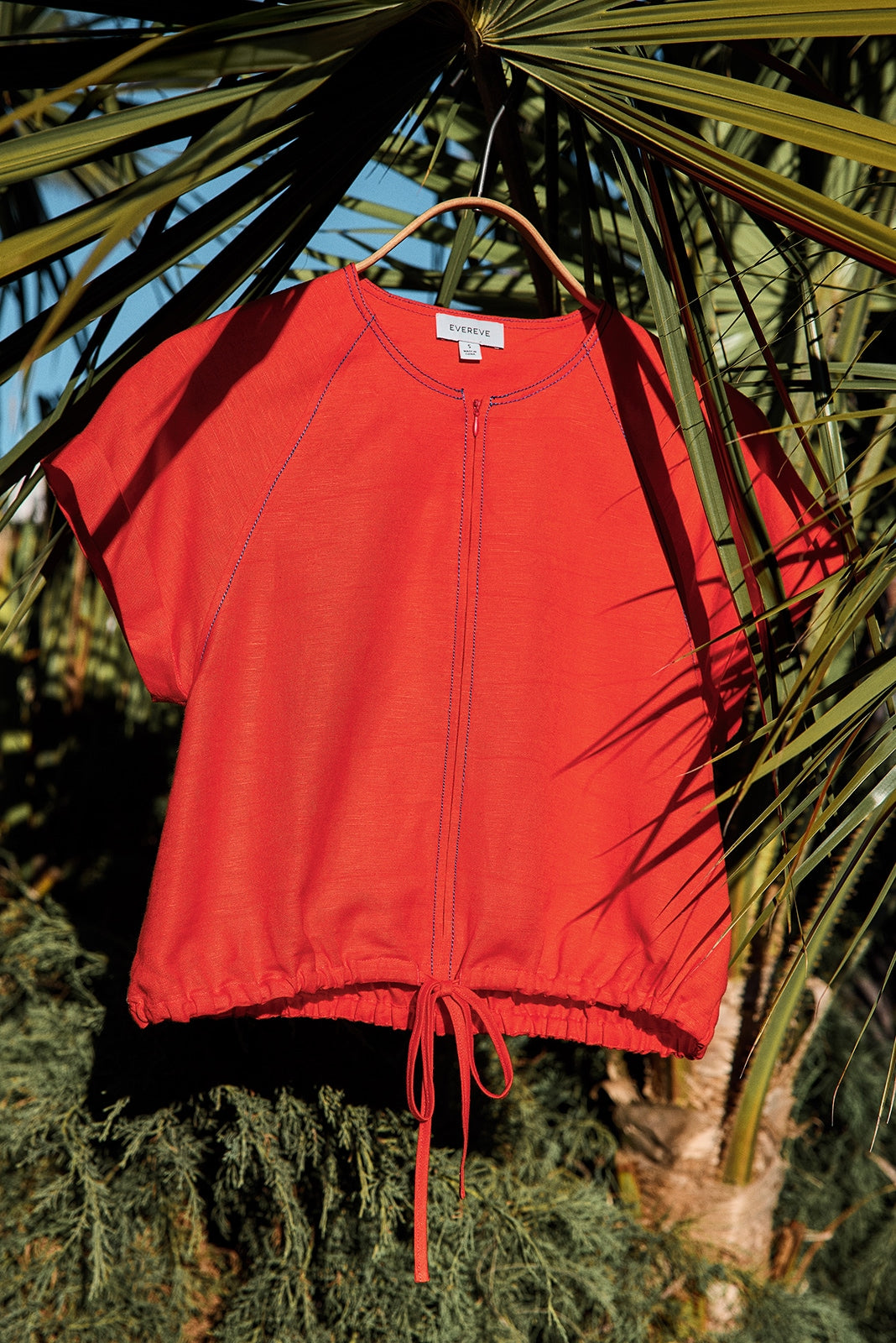 EE_MAR26_33_STILL_LIFE_LINEN_ZIP_TOP_012-1.jpg