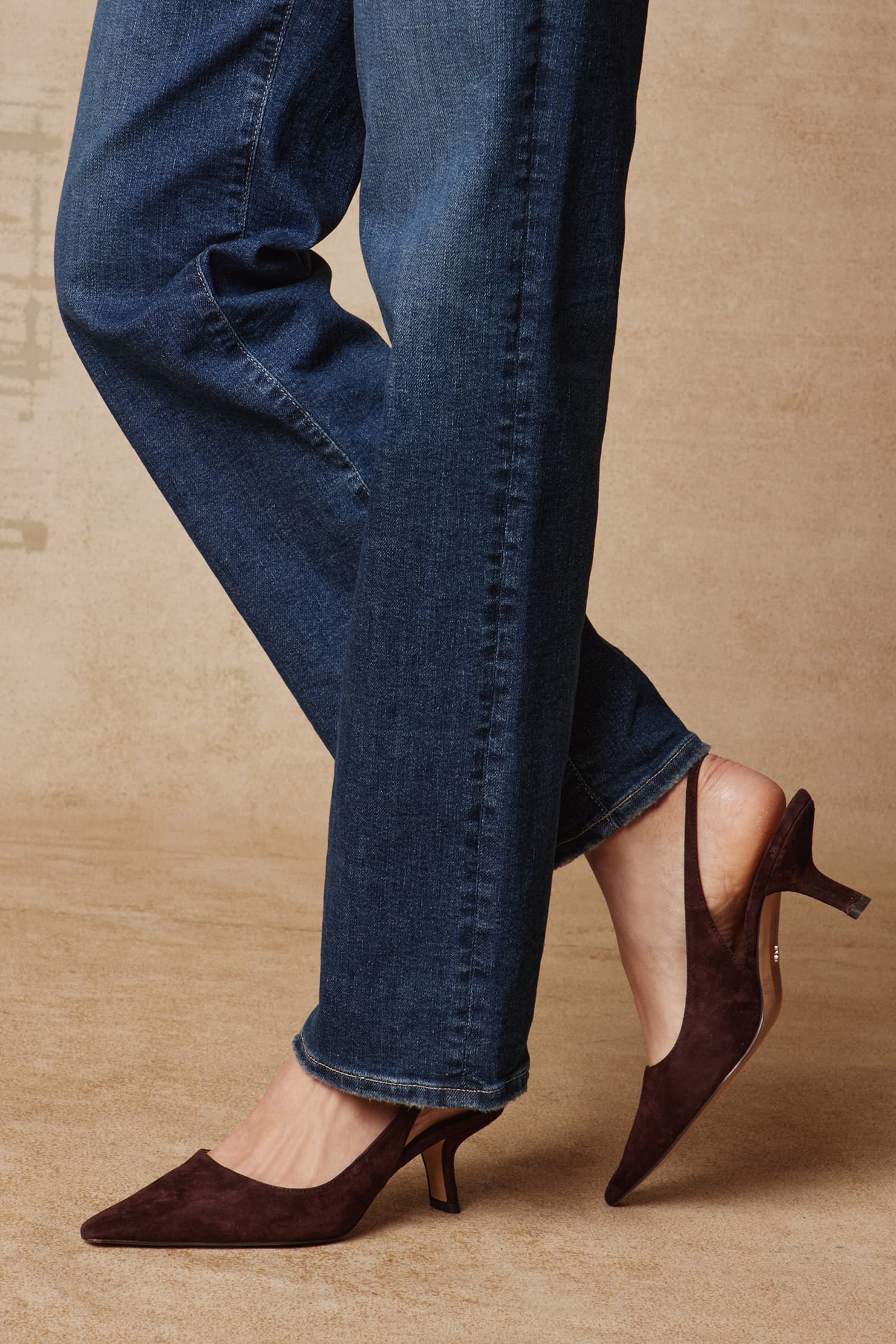 I2677LH_SHOE-1.jpg
