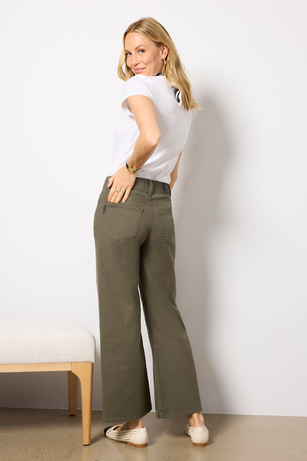 retouch_Ecomm_1G62M83-C151_1128_4-1.jpg